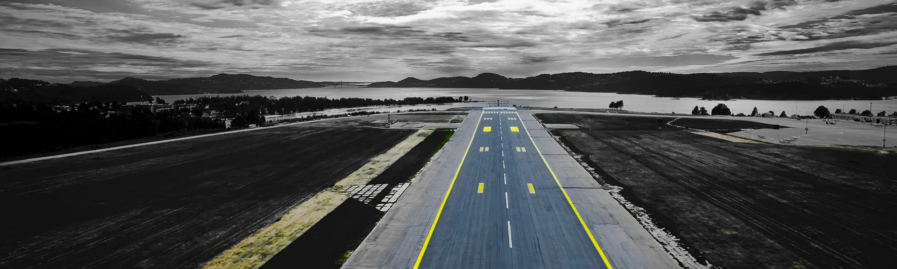 Avion de ligne sur le tarmac